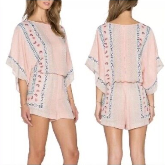 ⭐️2/$25⭐️BCBGMAXAZRIA Caiti Romper - Picture 3 of 9